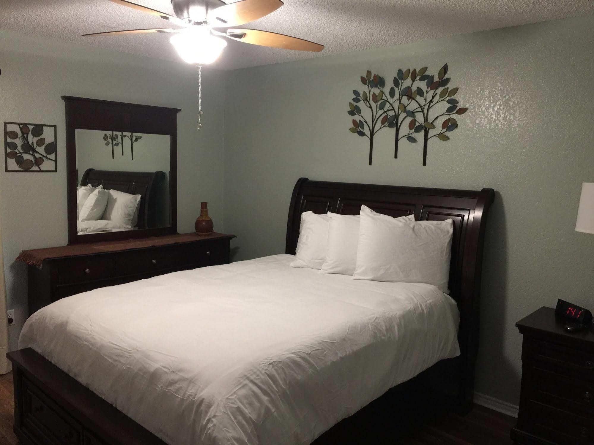 Four Horseman Travel Lodge Pilot Point Extérieur photo